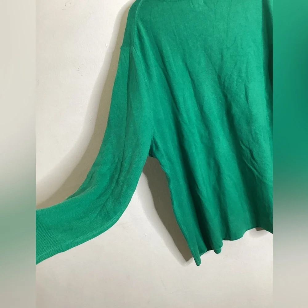 a new day crewneck 31